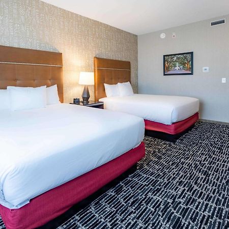 Drury Plaza Hotel Savannah Пулер Экстерьер фото